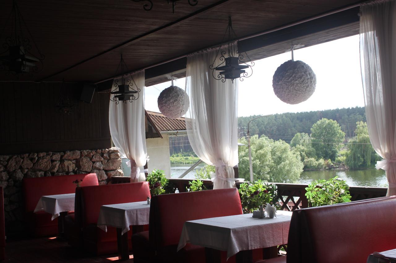 Mini-Hotel Verhovina Kiev Exteriör bild
