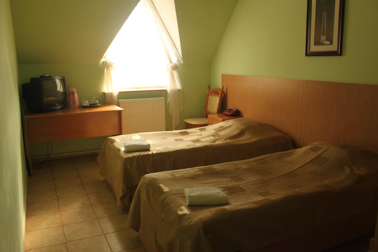Mini-Hotel Verhovina Kiev Exteriör bild